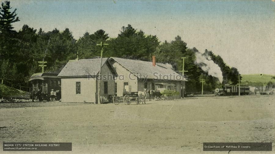 Postcard: Boston & Maine Station, Farmington, N.H.